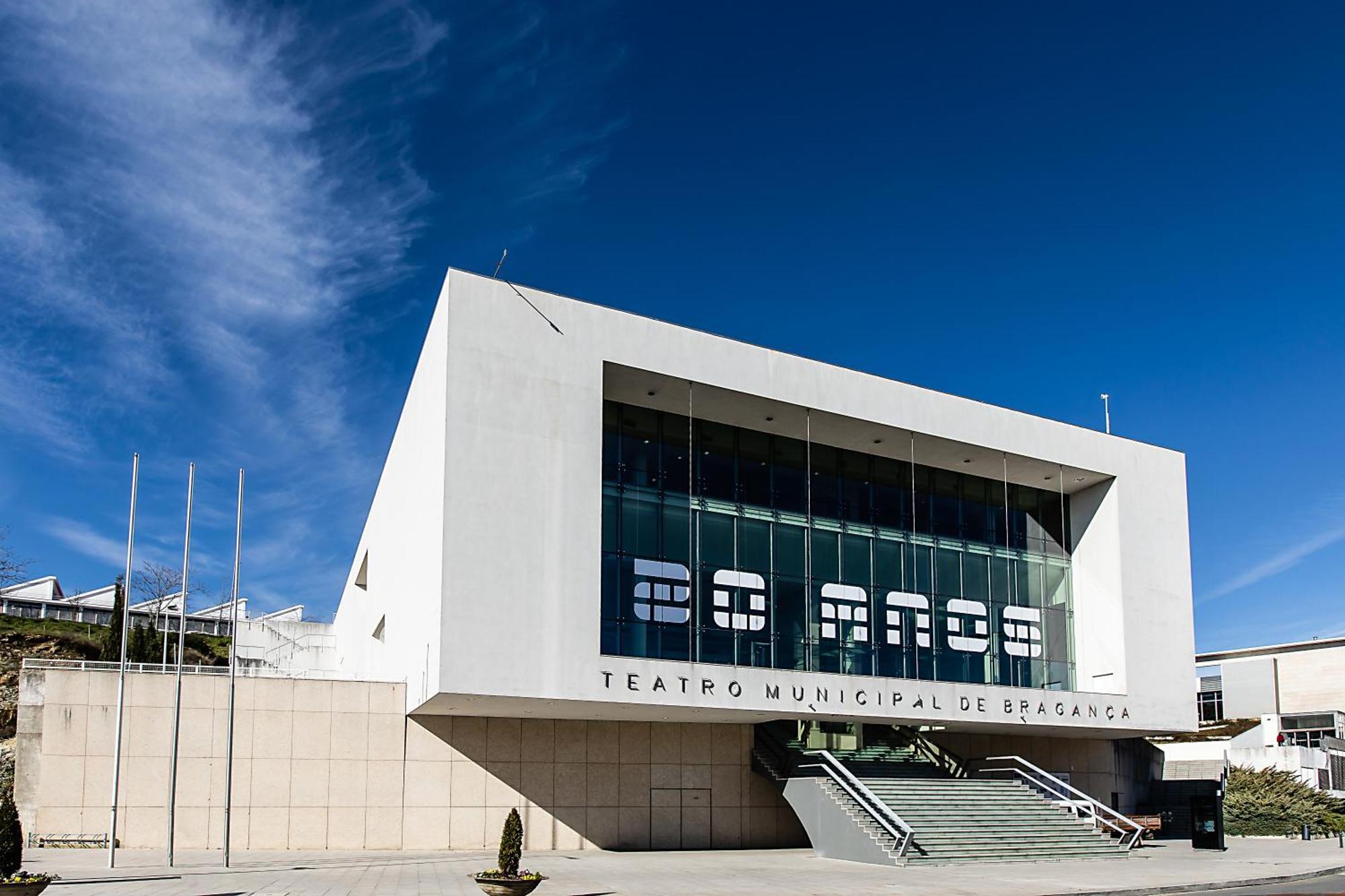 Hotel Ibis Bragança Esterno foto