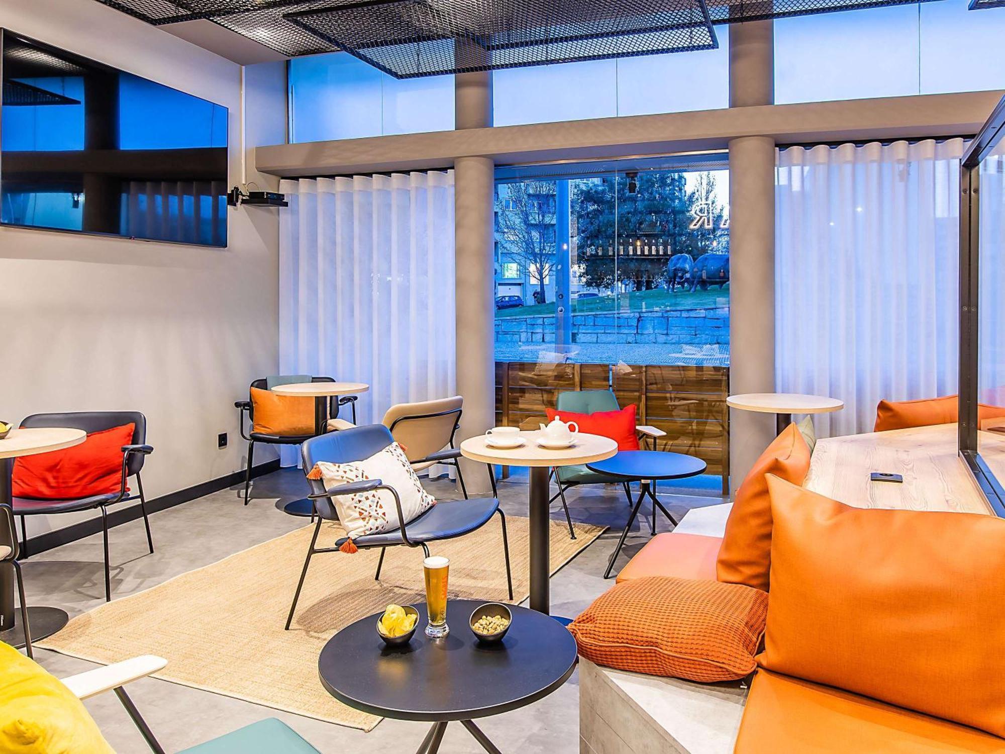Hotel Ibis Bragança Esterno foto