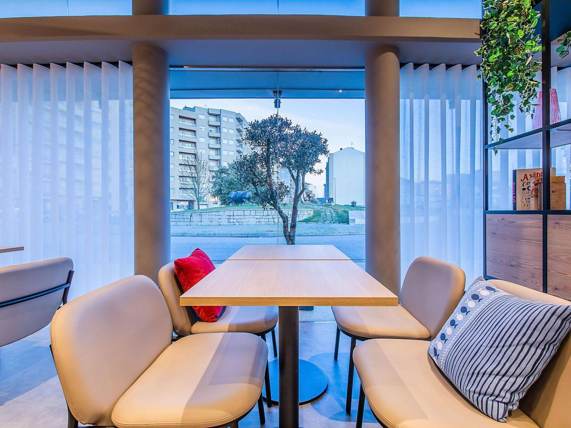 Hotel Ibis Bragança Esterno foto