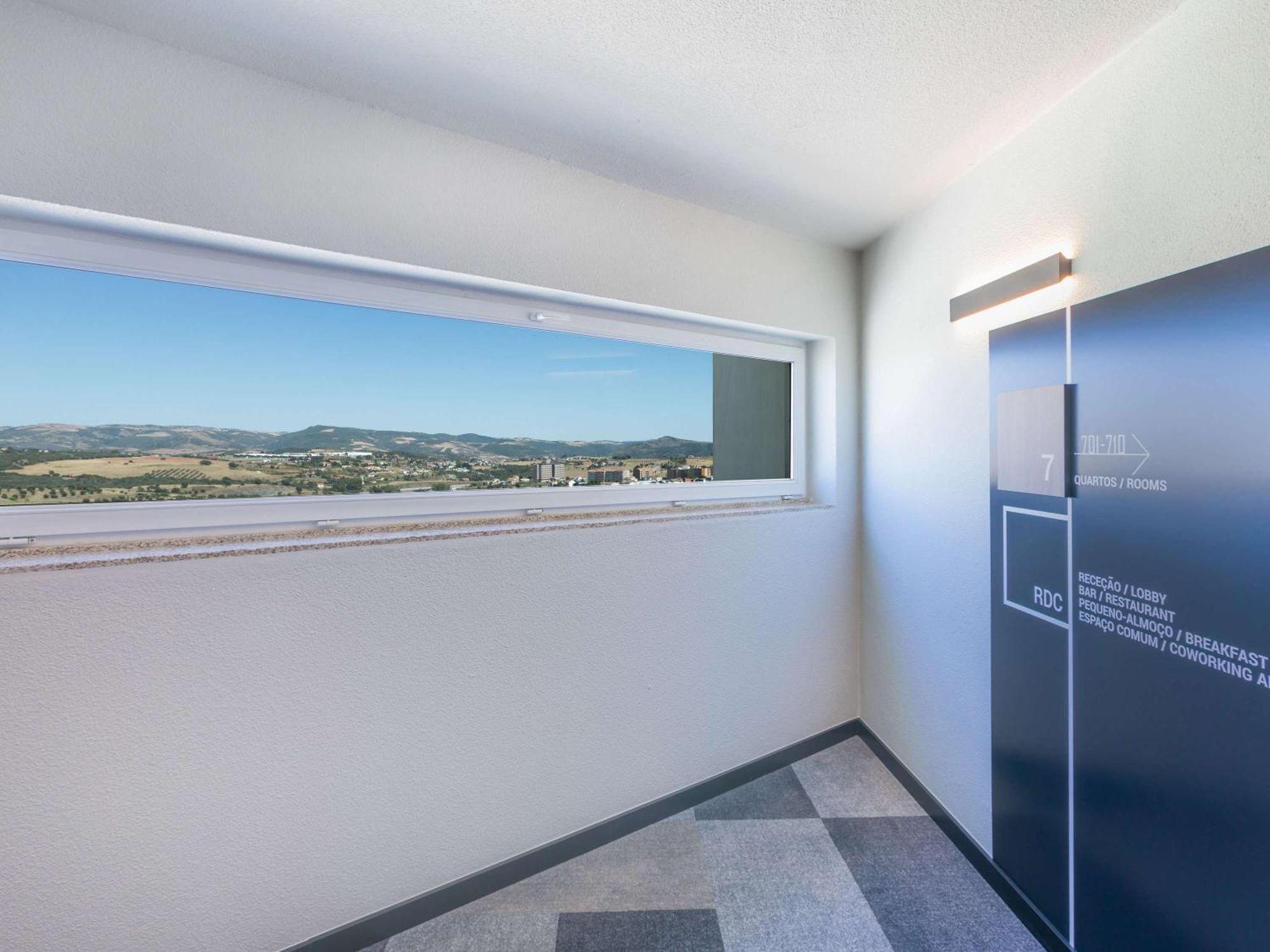 Hotel Ibis Bragança Esterno foto